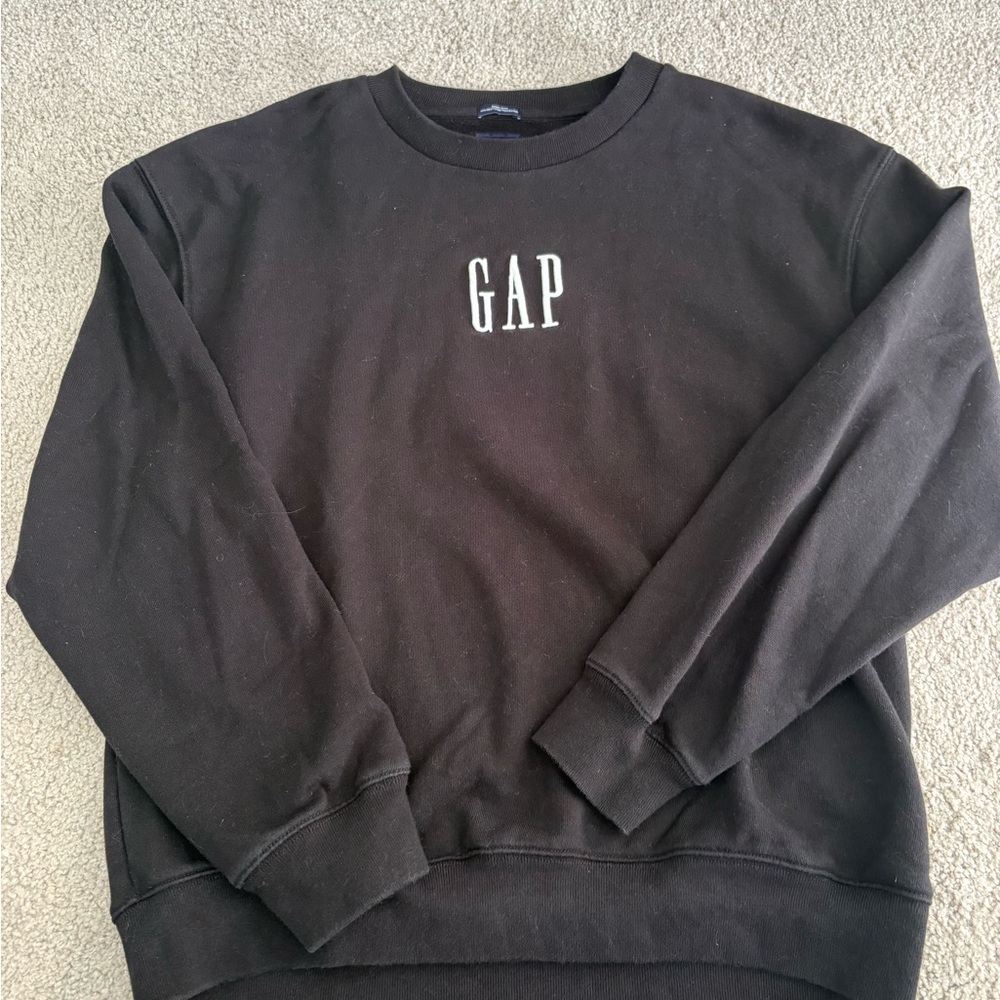 GAP Men's Dark Crewneck Sweater
